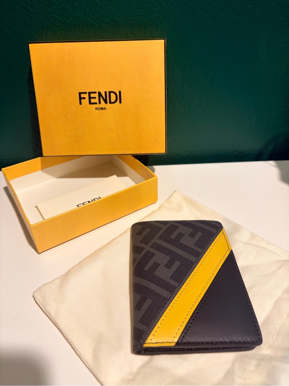 NWOT Fendi Colorblock Bifold Card Holder Wallet